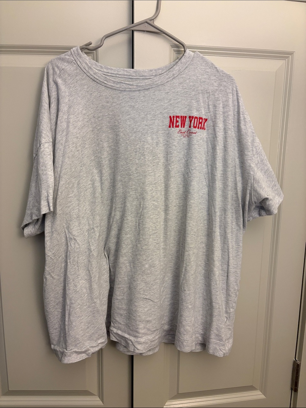Old Navy Light Gray Tee with Red "New York" Chest Graphic